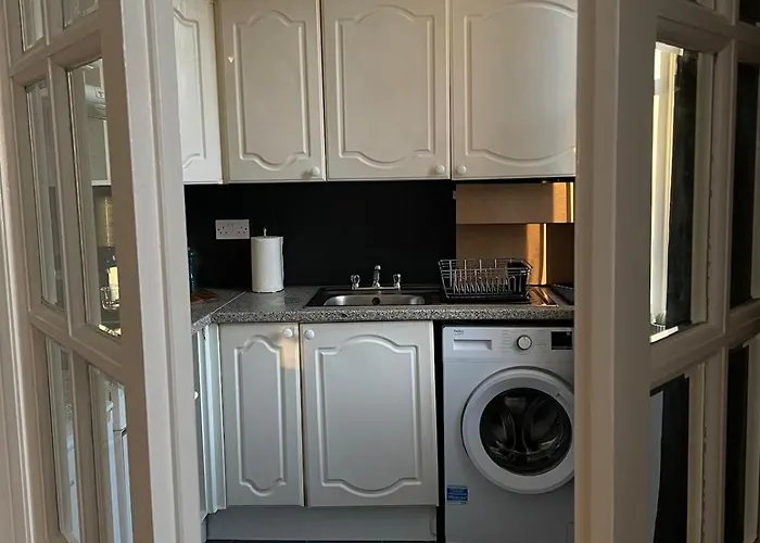 Cozy Flat In The Heart Of Leith